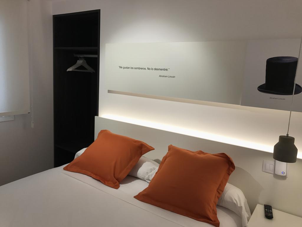 Apartamento Sombrereria Rimbombin Burgo Zimmer foto